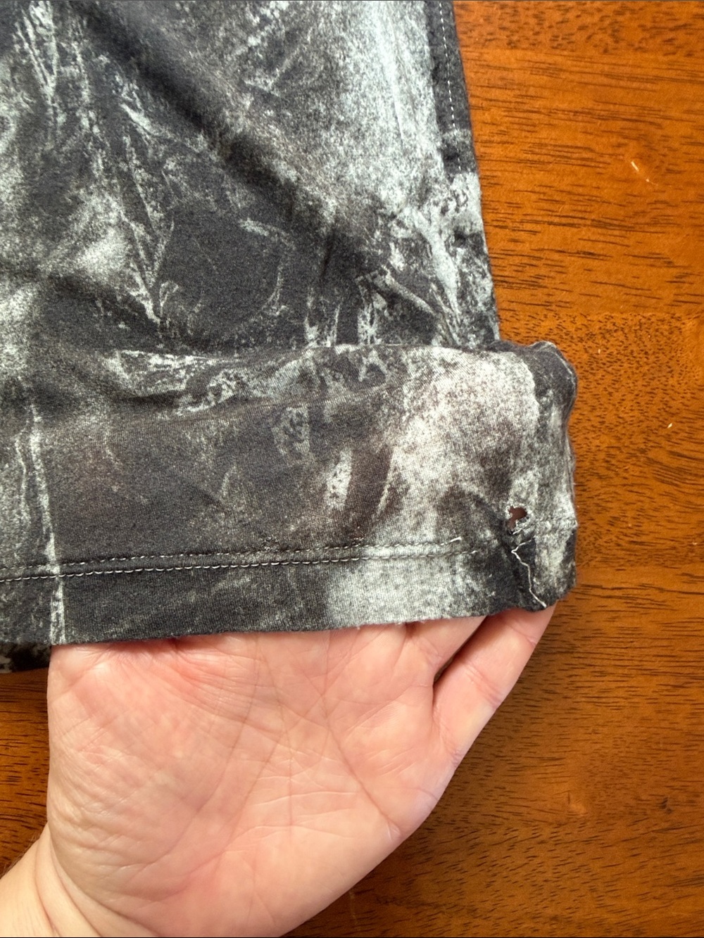 Helmut Lang Black & White Marble-Print Tank - Picture 7 of 9